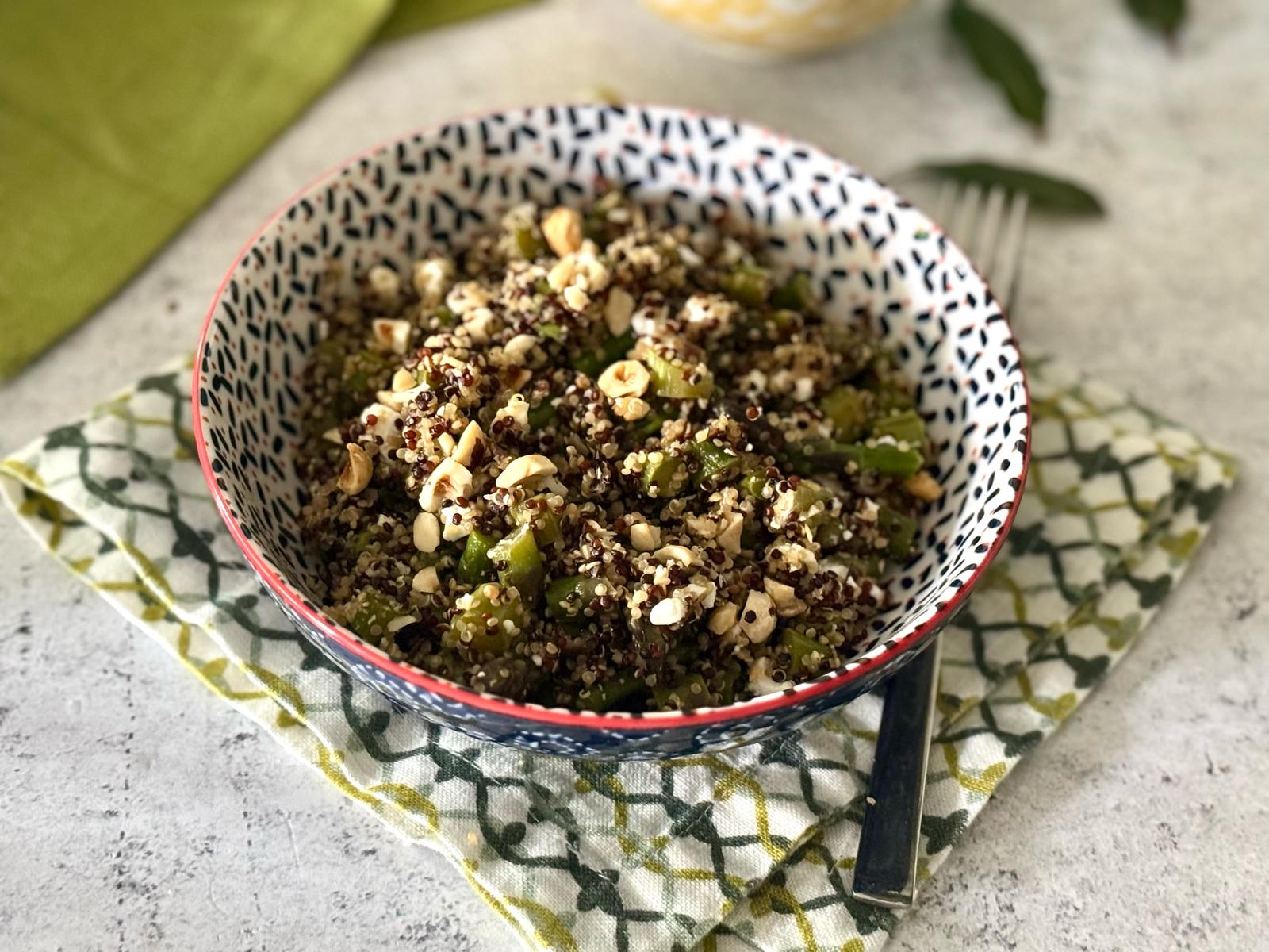 insalata quinoa, asparagi, feta e nocciole Merenda